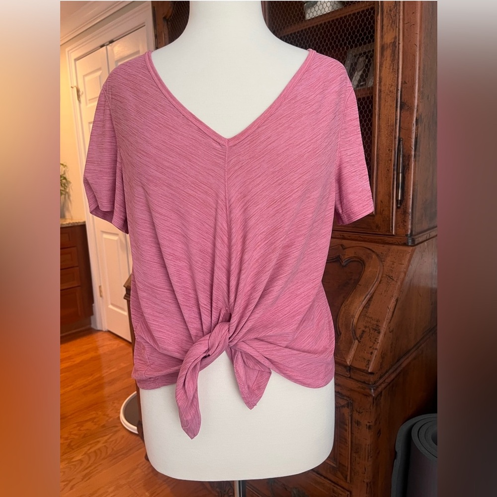 Old Navy V Neck Front Tie Athletic Top